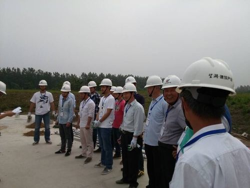 2015年 月  日,安徽望湖建筑产业发展pc工厂第一块试验房预制